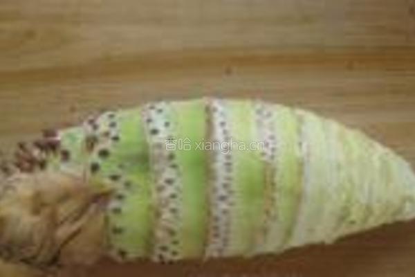 茶树菇冬笋排骨汤的做法图解4