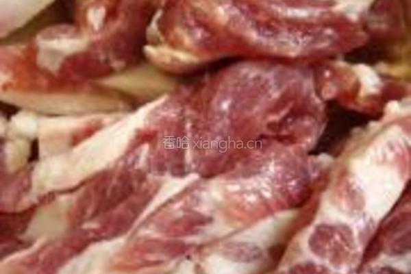 青椒肉丝的做法图解1