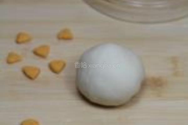 吉祥猪坚强的做法图解4