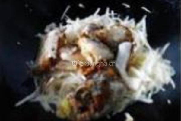 萝卜丝烧带鱼的做法图解7