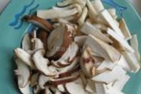 罗勒黑胡椒炒杂菇的做法图解2