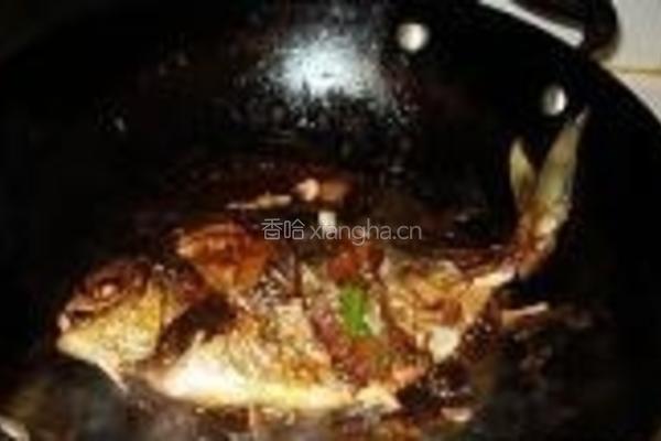 红烧银鲳鱼的做法图解9