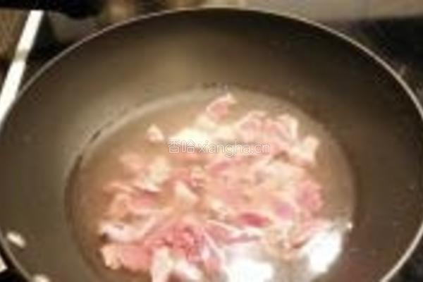 萝卜干炒鸡胗的做法图解1