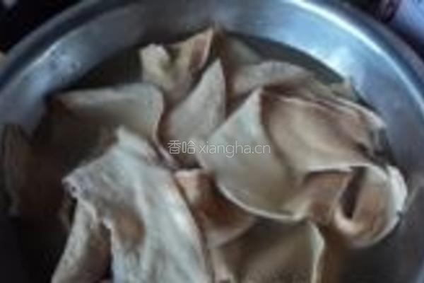 干豆腐皮炒辣椒的做法图解1