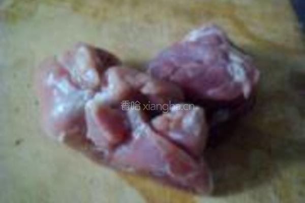 莲藕香菇肉蒸包的做法图解1