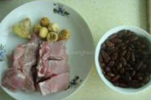 红腰豆莲藕猪骨汤的做法图解1