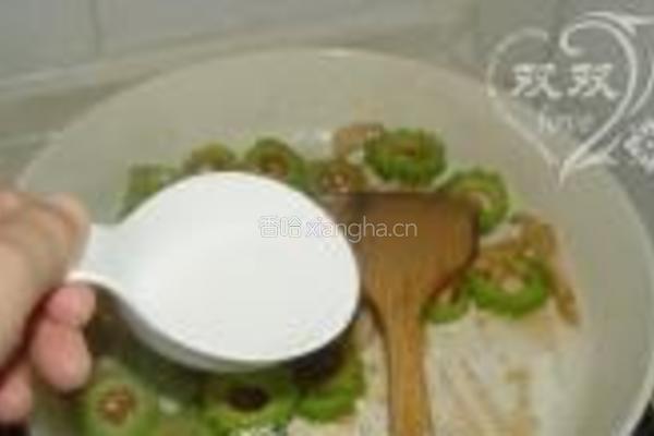 鸡丝炒苦瓜的做法图解14