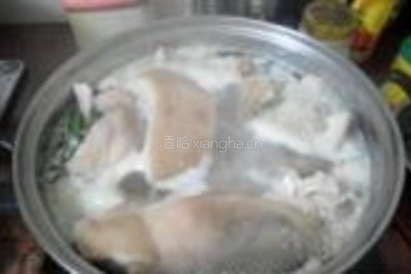 凉拌猪耳朵的做法图解3