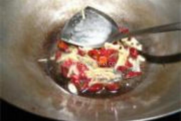 辣白菜芦笋炒鸡胗的做法图解5