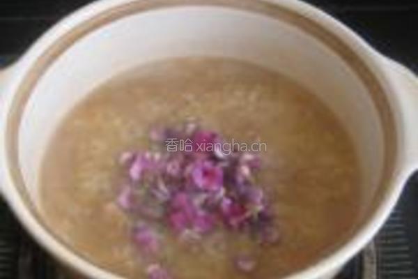 扁豆花肉片糯米粥的做法图解7