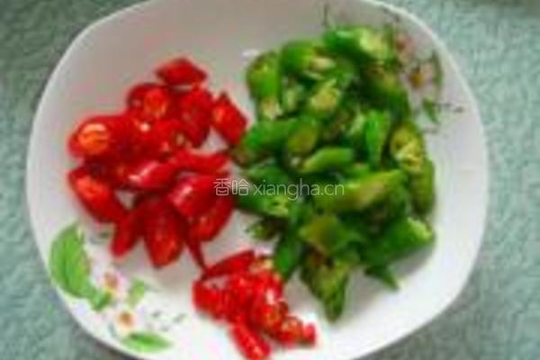 酸豆角烧鸭的做法图解4