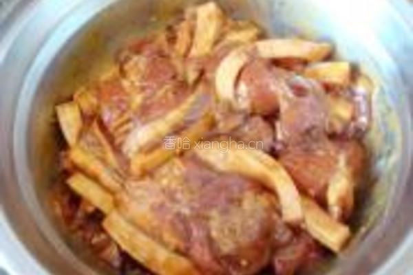 土豆粉蒸肉的做法图解3