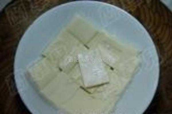 雪菜蒸鱼豆腐的做法图解5
