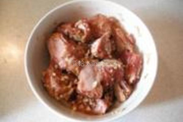萝卜香菇蒸排骨的做法图解4