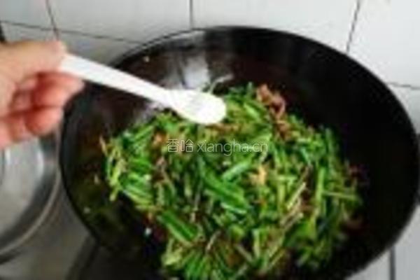 酱炒嫩豆角的做法图解8