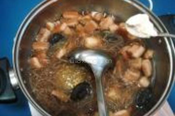 猪肉炖粉条的做法图解8
