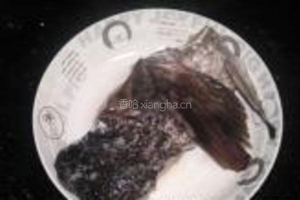 红烧石斑鱼的做法图解1