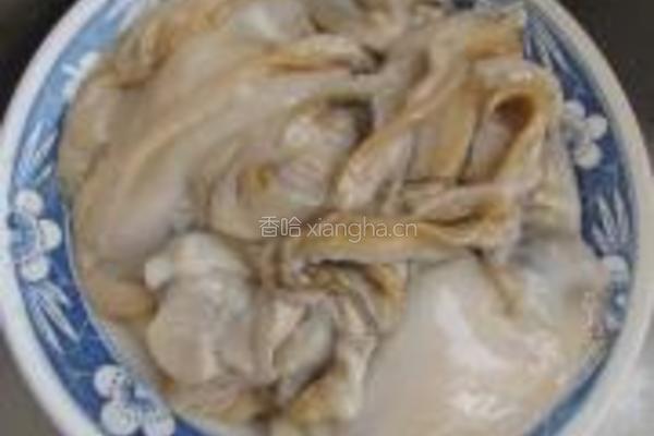 茨菇木耳炖河蚌的做法图解2