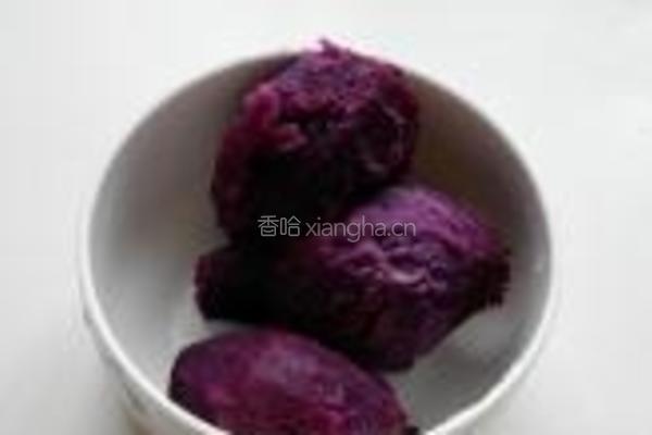 紫薯绿茶双色馒头的做法图解1