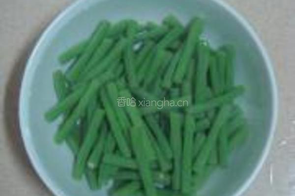 蒜香腐汁豆角的做法图解7
