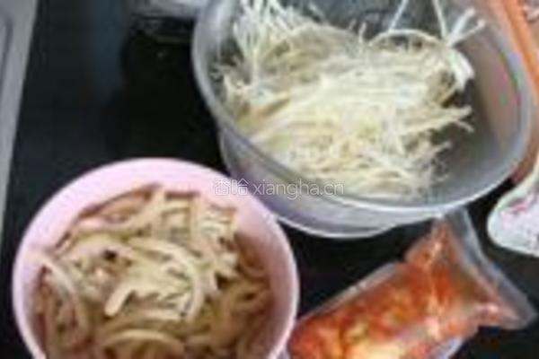 泡菜牛肚丝的做法图解2