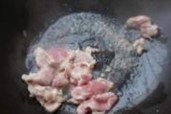 芦笋口蘑炒肉片的做法图解3