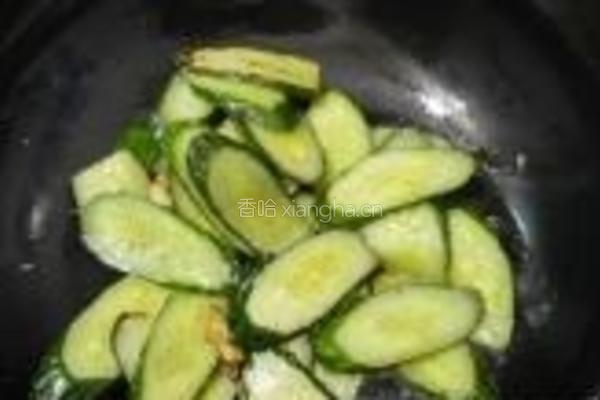 紫苏煎黄瓜的做法图解6