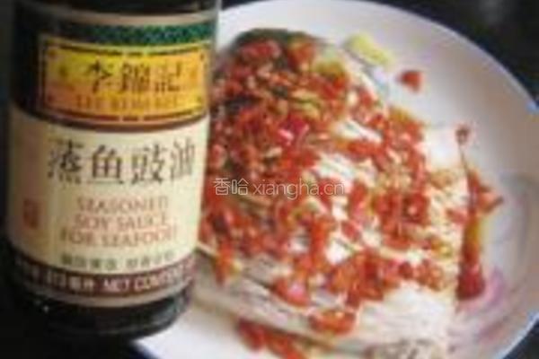 蒜味剁椒蒸青鱼的做法图解7