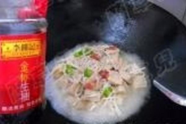 金针菇炖冻豆腐的做法图解10