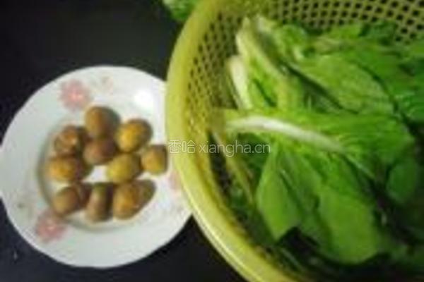 杭白菜炒栗子的做法图解1