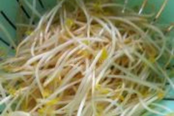 韭菜豆芽爆鳝丝的做法图解2