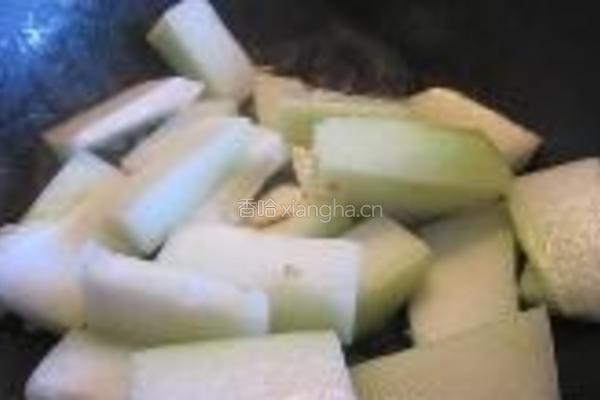 咸虾酱焖老节瓜的做法图解4