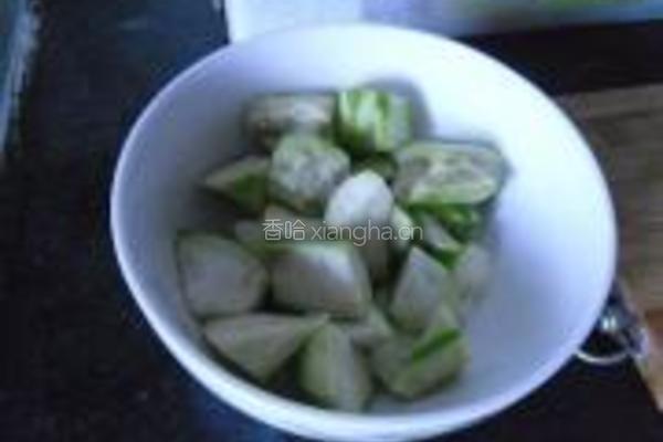 豆腐丝瓜汤的做法图解3