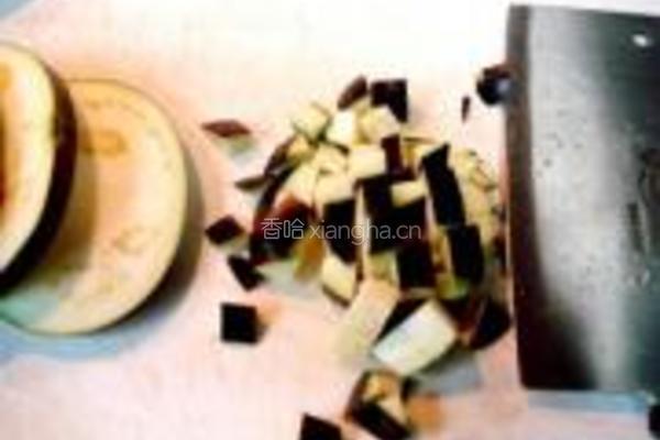 茄子炸酱面的做法图解2