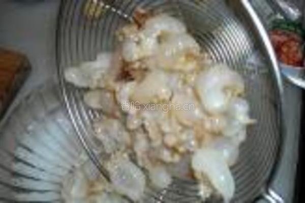 海蜇头拌青瓜丝的做法图解4