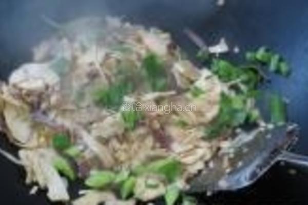 清炒咸肉春笋的做法图解7