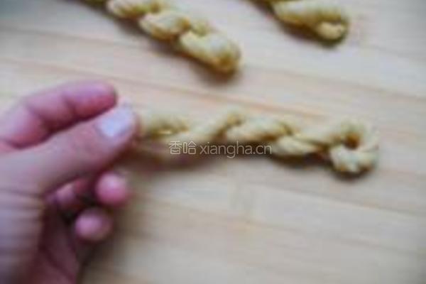 芝麻酥香小麻花的做法图解7