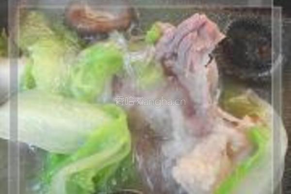 娃娃菜大骨汤的做法图解8