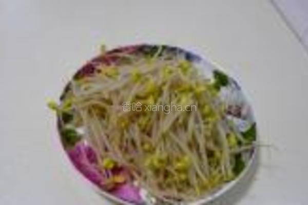韩式凉拌黄豆芽的做法图解1