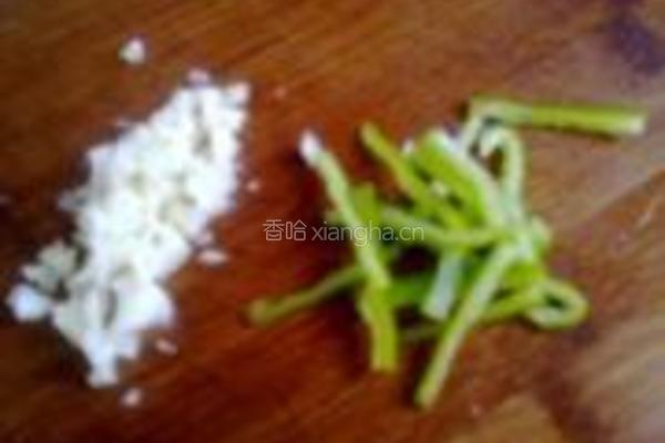 糖醋西瓜皮的做法图解3