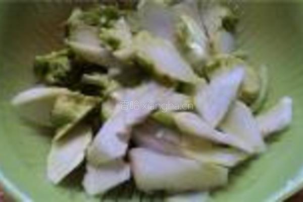 虾米炒芥菜头的做法图解1