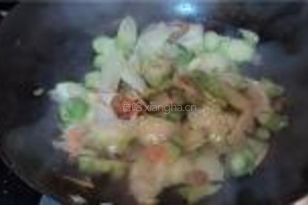 虾米炒芥菜头的做法图解5