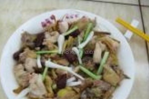 金针菜红枣蒸鸡的做法图解4