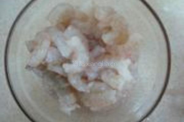 马蹄炒虾球的做法图解3