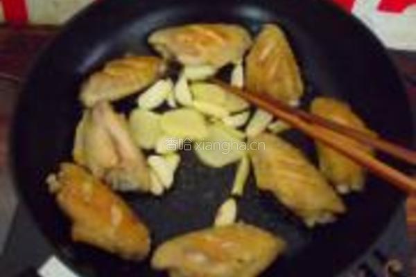 蚝油焖鸡翅的做法图解3