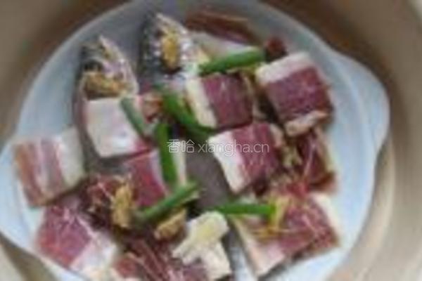 火腿蒸小黄鱼的做法图解5