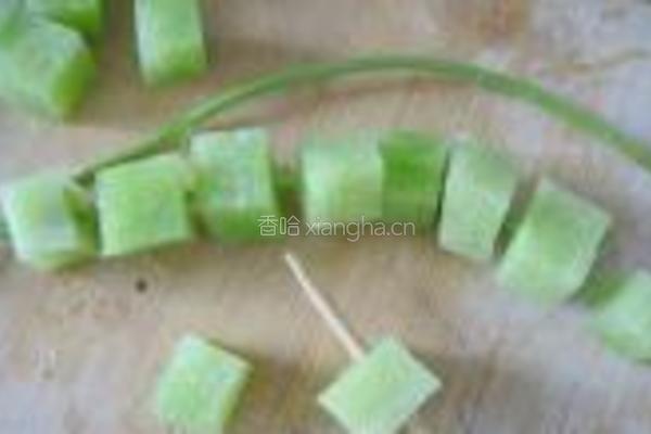 萝卜蘸酱的做法图解4