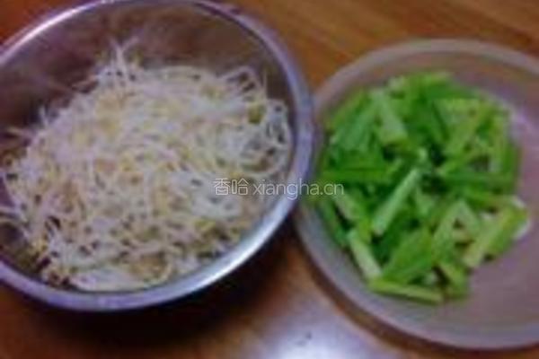 醋溜肉丝炒三样的做法图解1