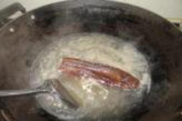 莴苣炒老腊肉的做法图解3