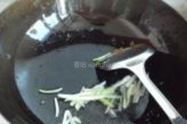 胡萝卜木耳炒肉丝的做法图解6